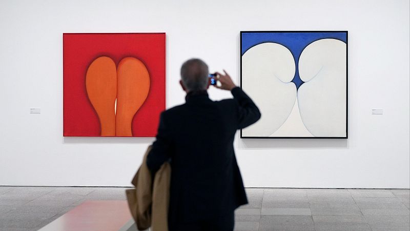 Las obras de la artista Huguette Caland en la nueva exposición del Museo Reina Sofía