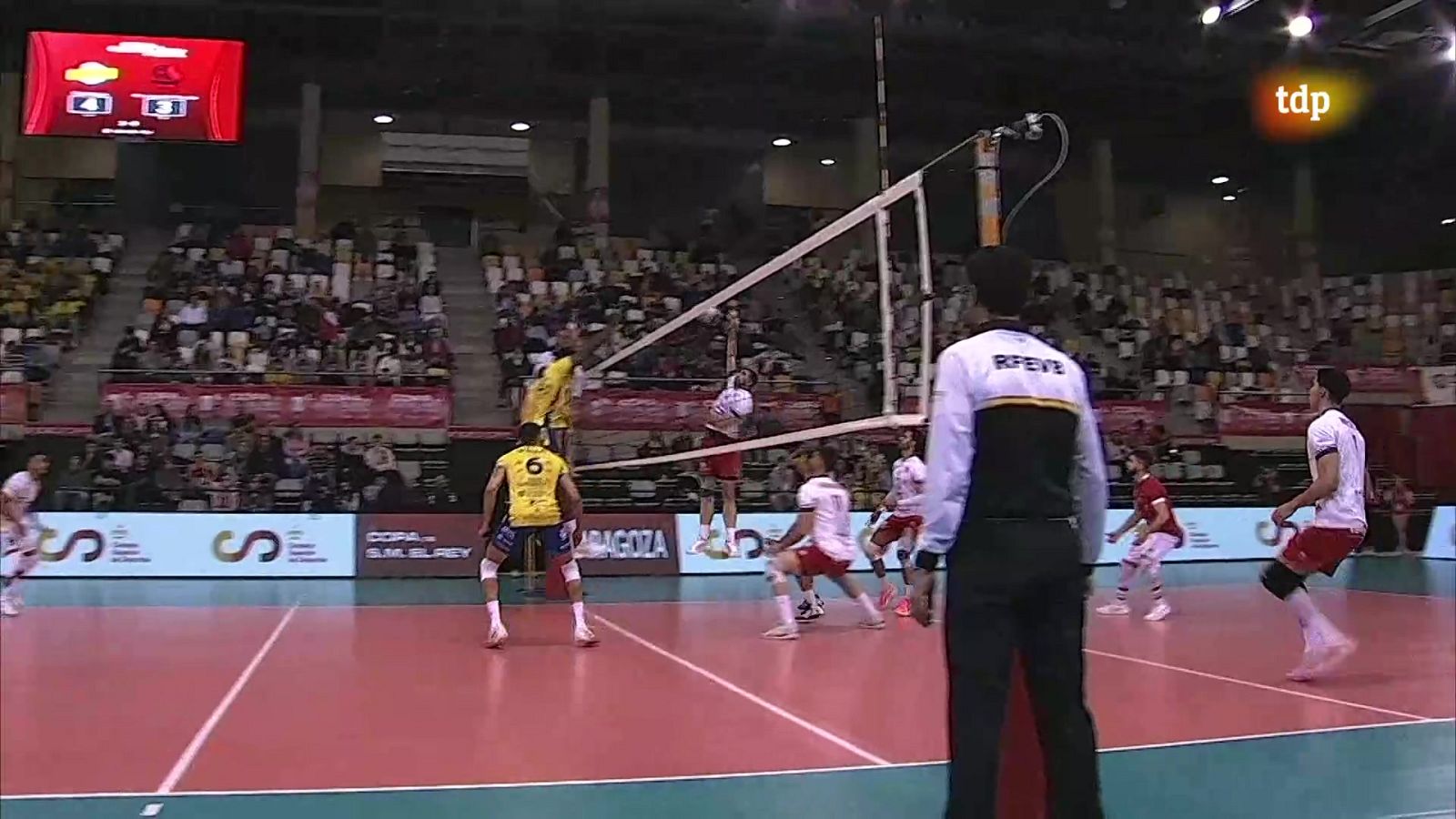 Voleibol - Copa del Rey. 1/4 de Final: CV Guaguas - Cisneros Alter Tenerife - ver ahora