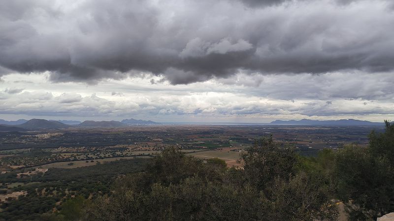 Lluvias fuertes en Baleares y soleado en el resto del país - El tiempo | Ver