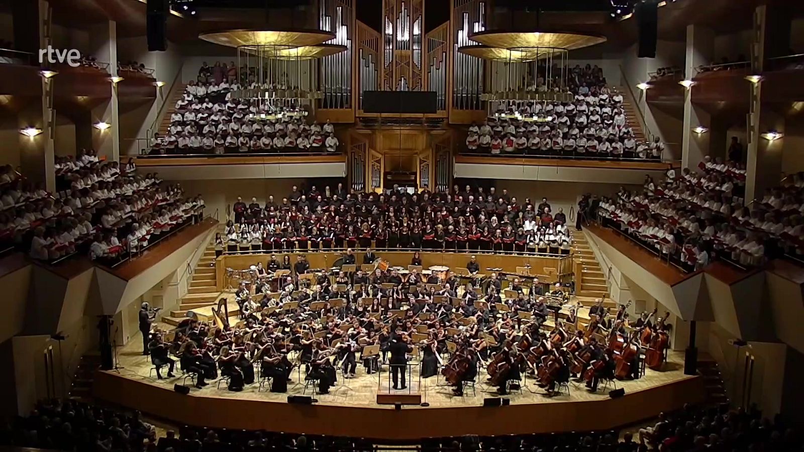 Los conciertos de la 2 - Concierto solidario “Voces para la Paz” 2024 (Parte 1) - ver ahora