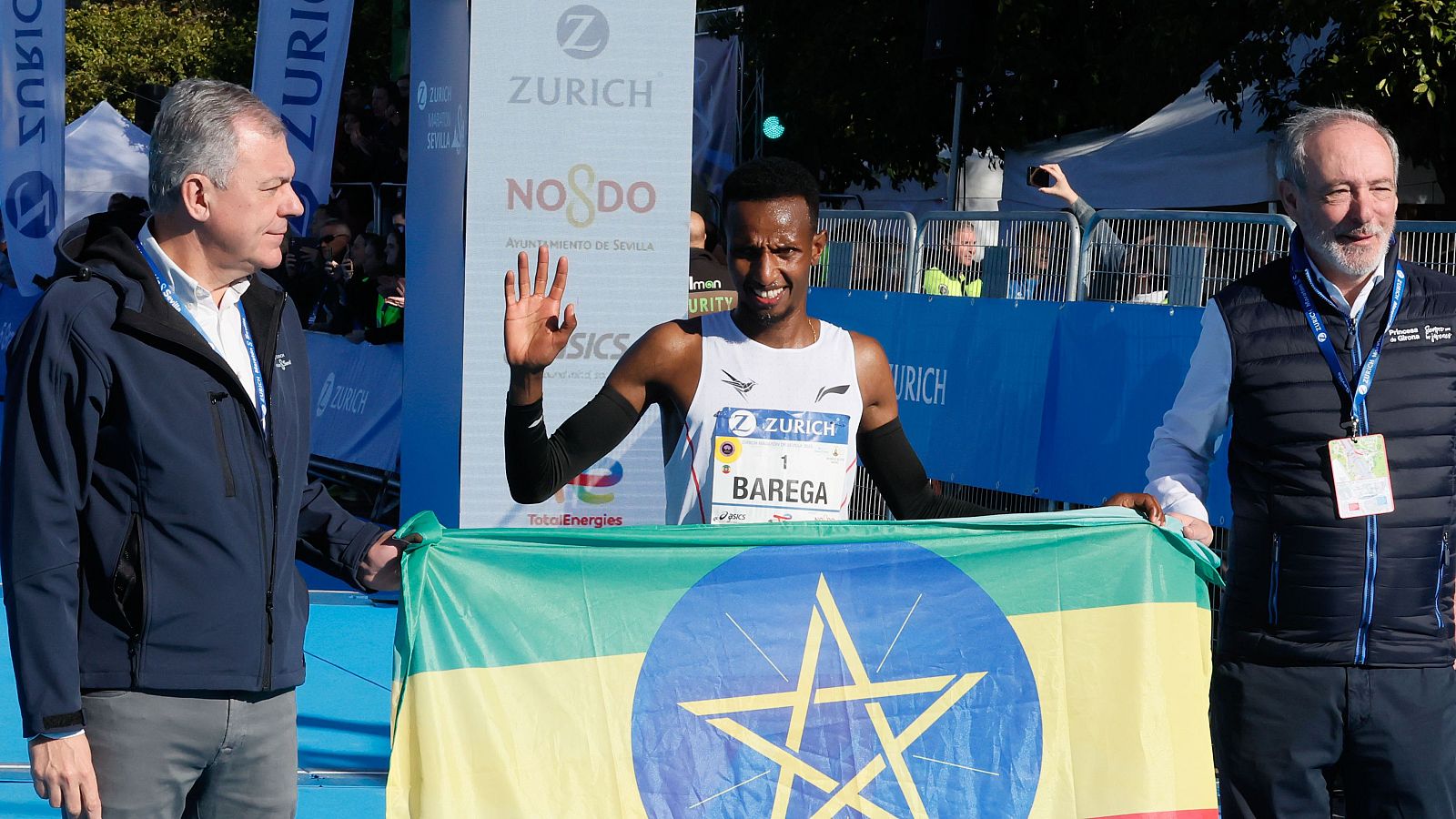 El etíope Selemon Barega se impone en la Maratón de Sevilla | Ver