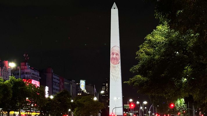 Telediario Fin de Semana - Los católicos de todo el mundo, en vilo por el estado crítico del papa