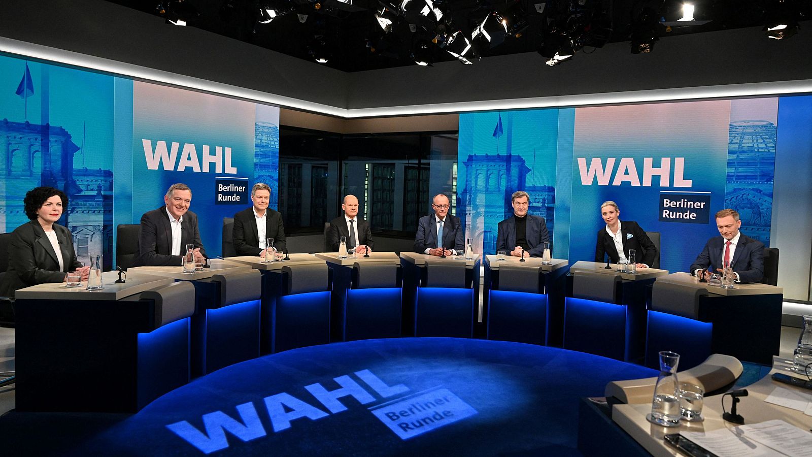 Los candidatos alemanes participan en la "ronda de elefantes" - Informativo 24h | Ver