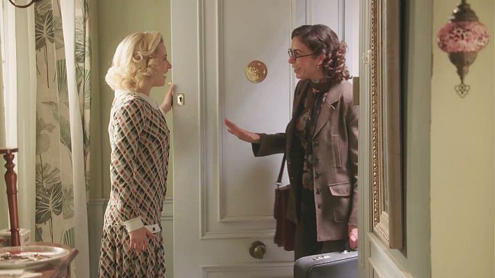 Salón de té La Moderna - Celia vuelve de visita