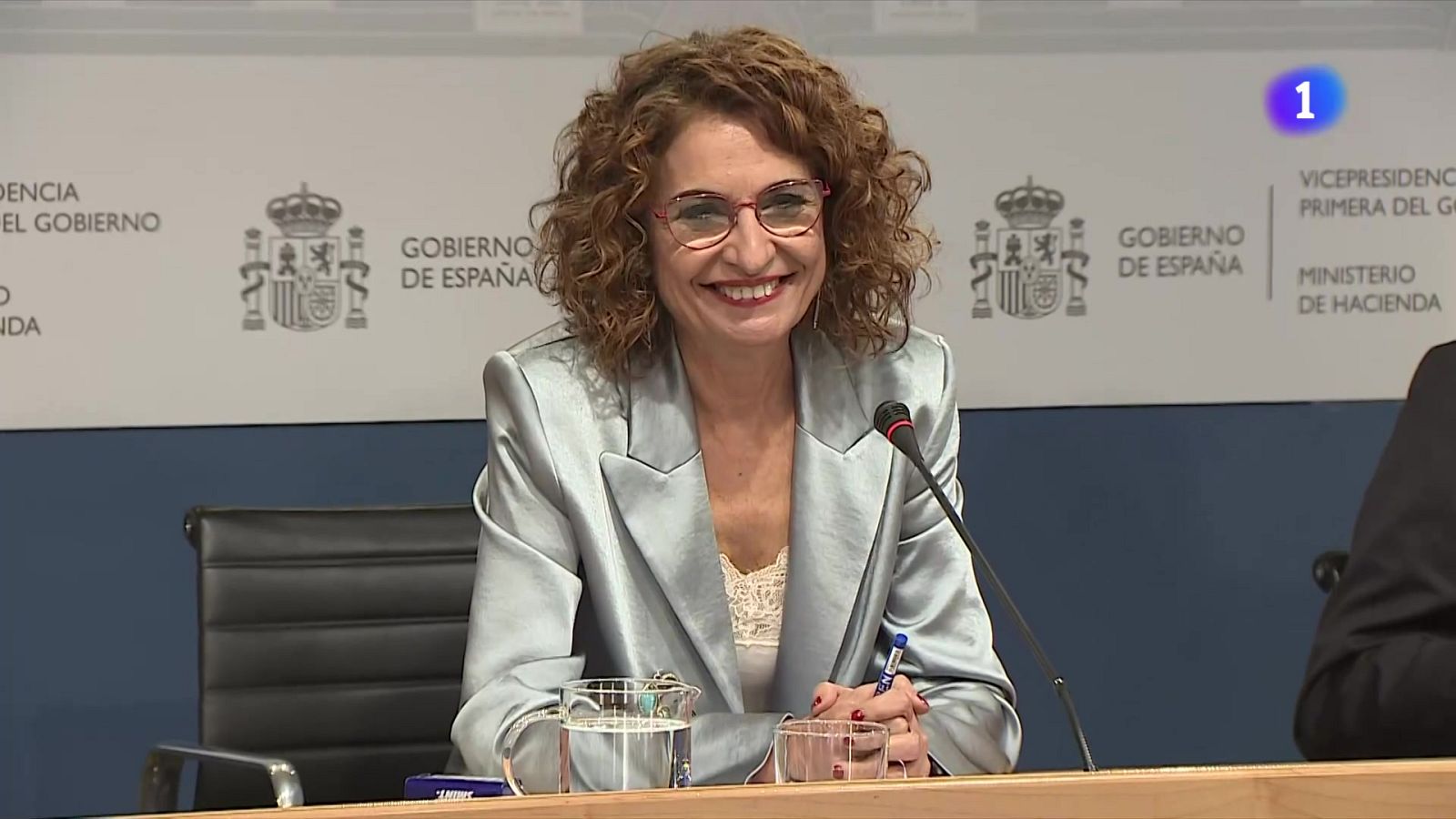 Acord per condonar el 22% del deute de la Generalitat del FLA - L'Informatiu | Veure