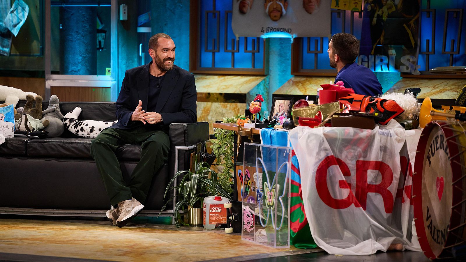 La Revuelta | Ponce propone nuevos saludos entre colectivos 24/2/25 - La Revuelta | Ver