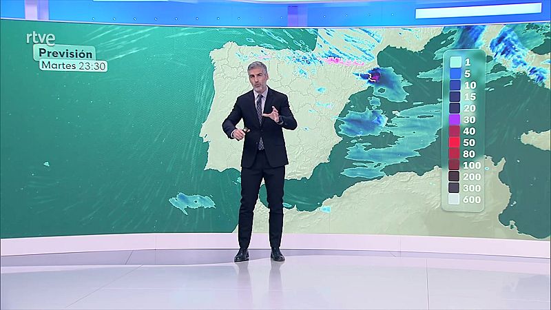 Posibles chubascos con tormenta y granizo en el este de Cataluña - ver ahora