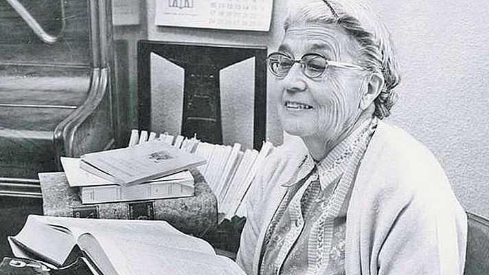 Telediario 1 - 125 años del nacimiento de María Moliner