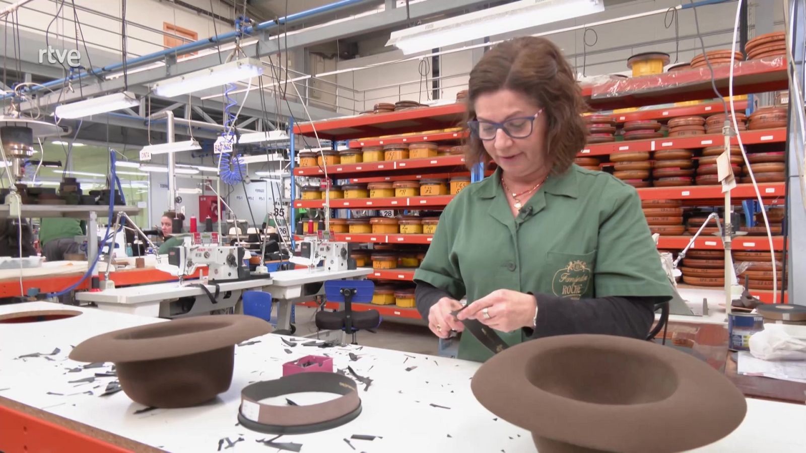 Sombrero que no da sombra… - Aquí la Tierra | Ver