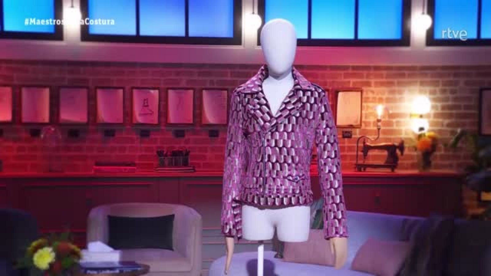 La historia completa de la chaqueta 'perfecto'. Un icono de moda atemporal - Maestros de la costura Celebrity | Ver