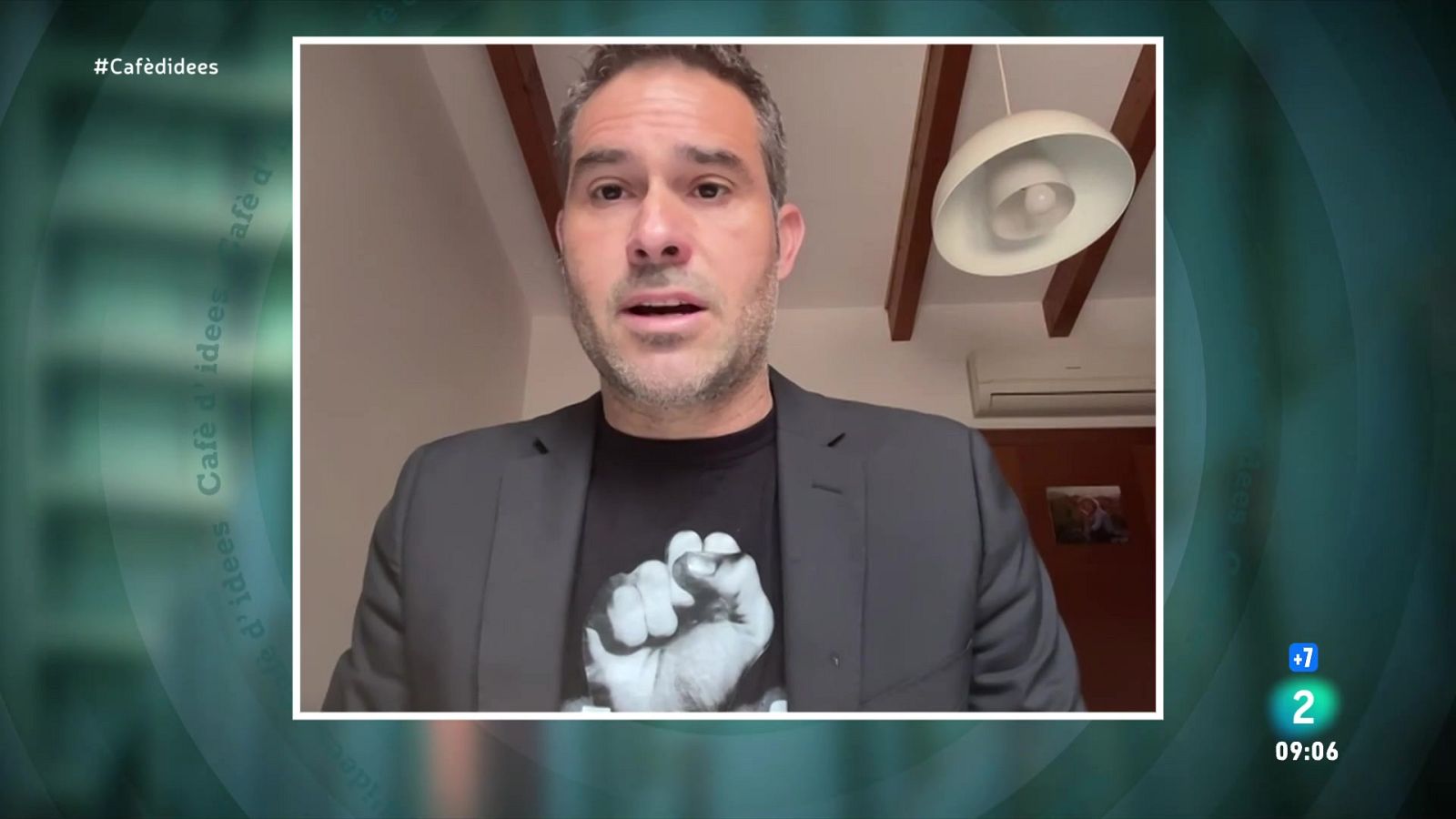 Compromís diu que la consulta sobre la llengua vehicular "desvia l'atenció" - Cafè d'idees | Veure