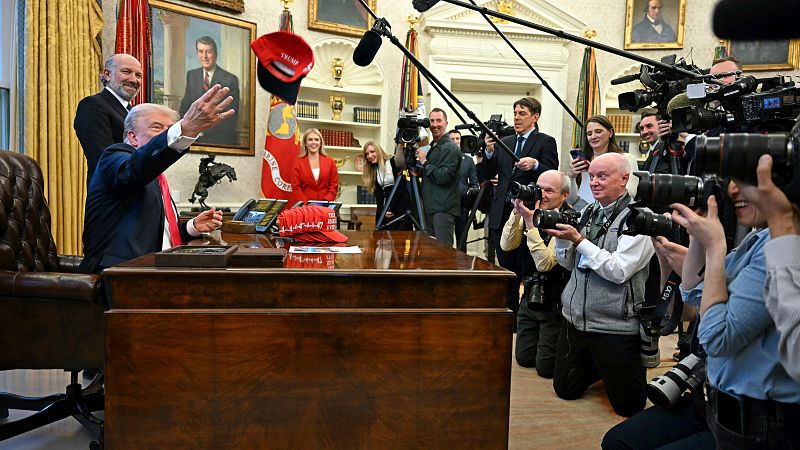 Trump ataca de nuevo a la prensa | Ver