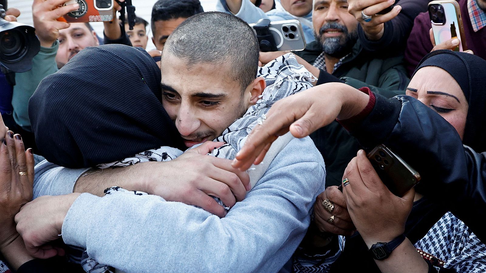 Fin de la primera fase del alto el fuego en Gaza | Ver