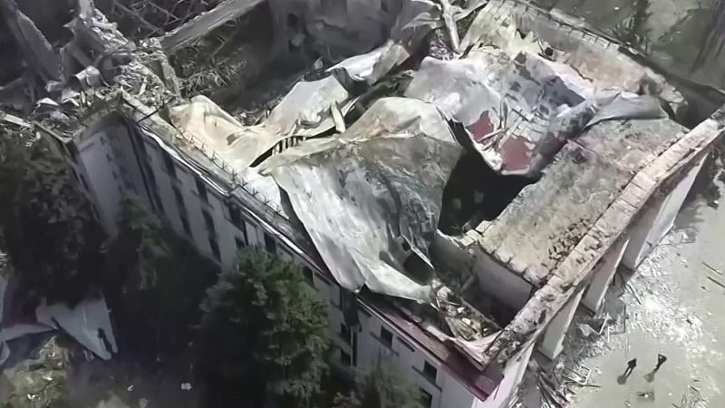 La vida en Mariúpol: del asedio a la ocupación rusa - Telediario 2 | Ver