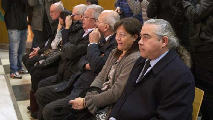 Telediario 1 - Unió admite que se financió ilegalmente y paga 388.000 euros para evitar el juicio del caso Pallerols