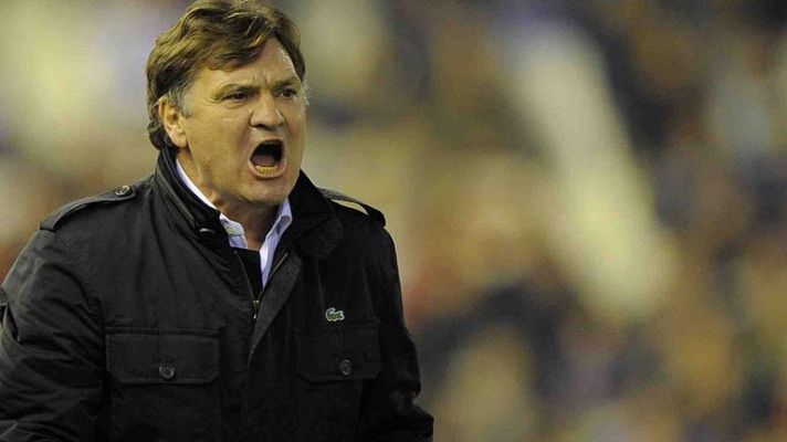 Telediario 1 - La selección china de Camacho llega a Jerez