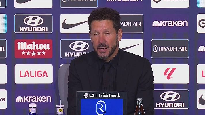 Fútbol - Simeone: ''Julián Álvarez es un jugador diferente, como Luis Suárez o Villa en su momento''