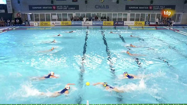 Waterpolo - Liga Femenina: 17ª jornada: CN AT. Barceloneta - Simalga Real Canoe NC