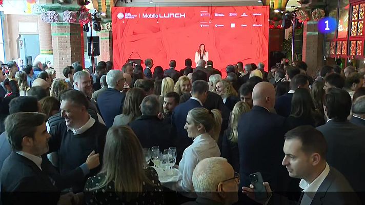 L'Informatiu - Comencen a arribar a Barcelona els més de 100.000 assistents del MWC25