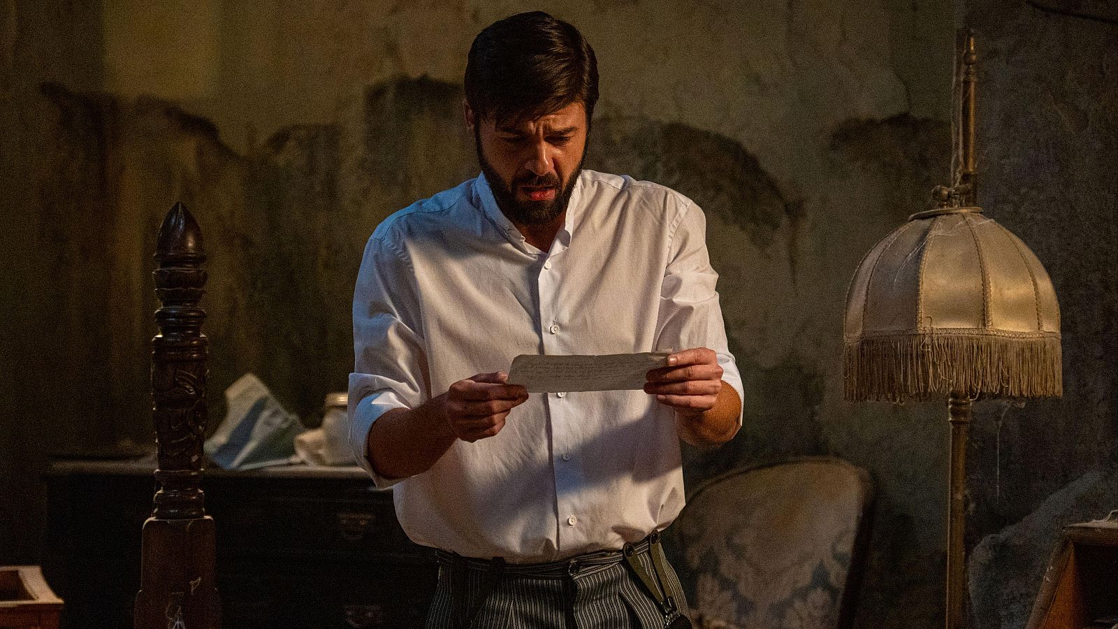 La Promesa: Tomás conocía la habitación secreta - La promesa | Ver