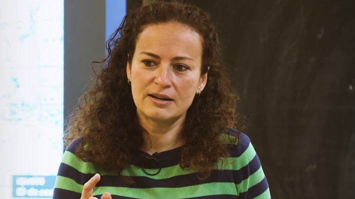 Telediario Fin de Semana - Un día con Ana Belén Yuste, mejor profesora del mundo