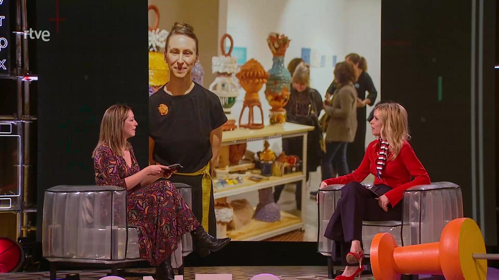 Culturas 2 - Elvira Sastre y Sofía Comas - ver ahora