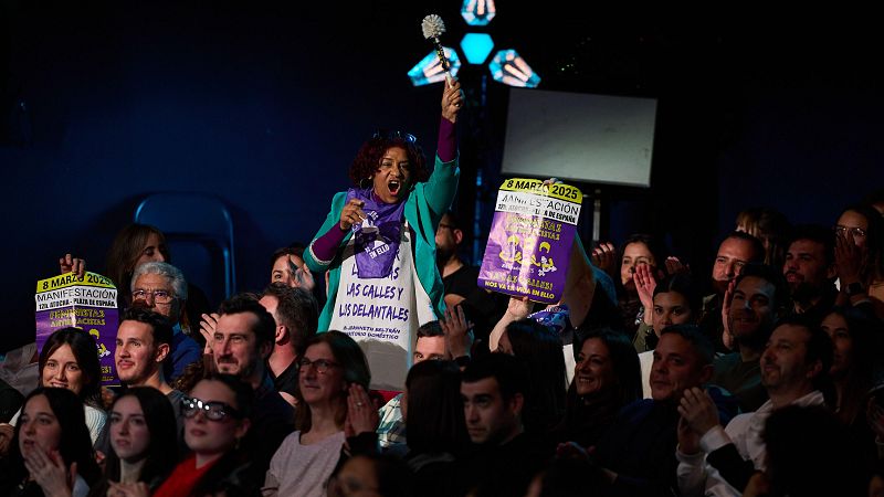 La Revuelta | Reivindicación feminista y lanzamiento de miguelitos