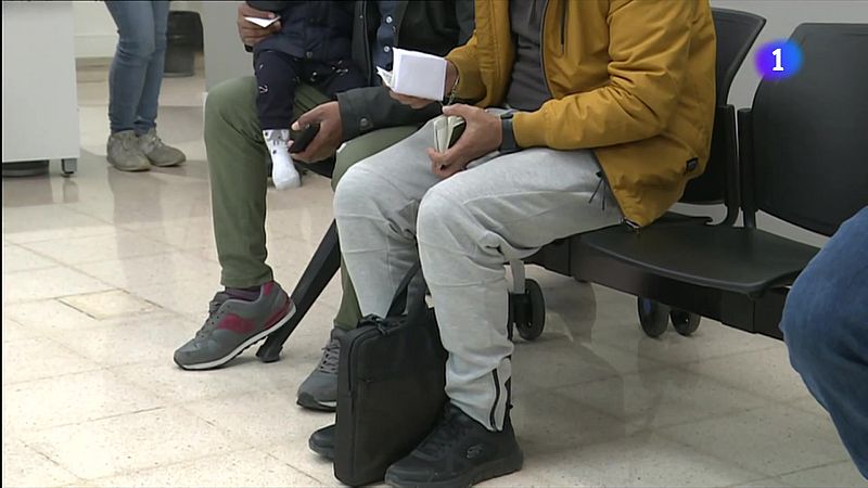 Les entitats a l’expectativa del pacte migratori - L'Informatiu | Veure