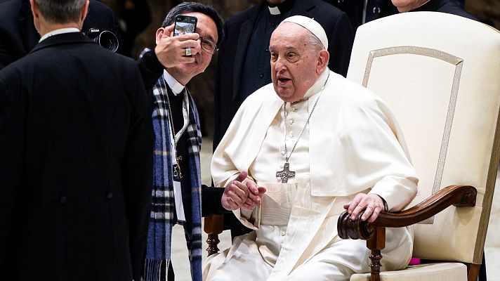 Informativo 24h - El papa permanece estable y sin ningún episodio de insuficiencia respiratoria