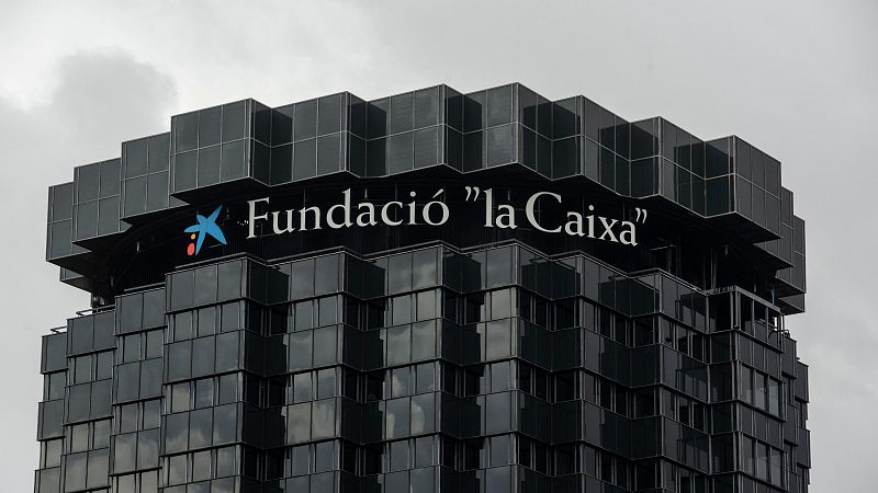 El grupo La Caixa regresa a Cataluña siete años y medio después de su salida en medio del 'procés' - Telediario 2 | Ver