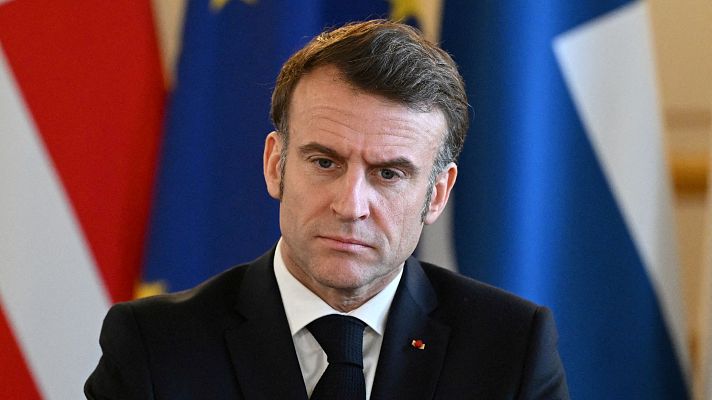 Telediario 2 - Macron insiste en ampliar la independencia de Europa ante la amenaza de Rusia