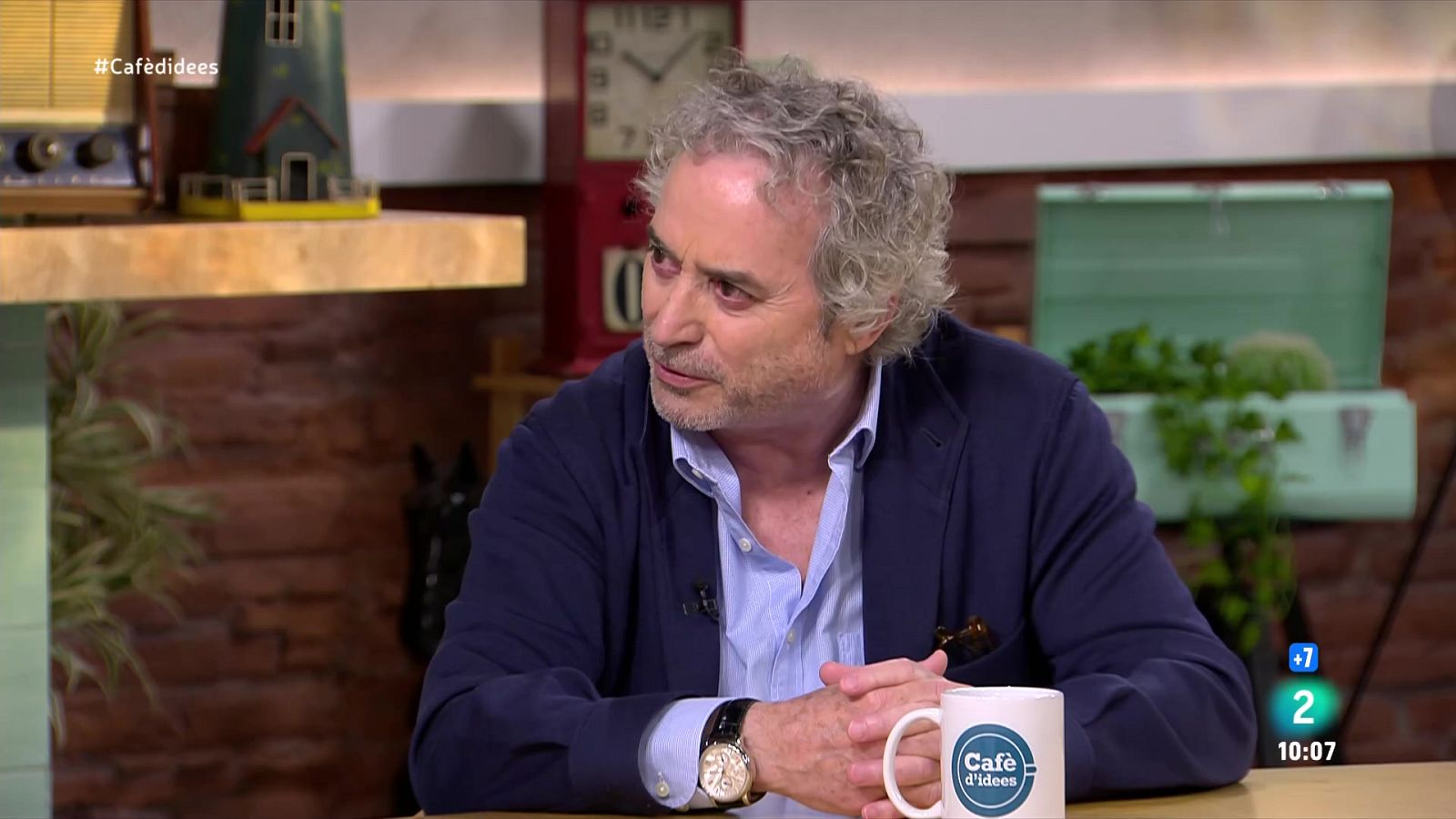 Ildefonso Falcones presenta 'En l'amor i en la guerra' - Cafè d'idees | Veure