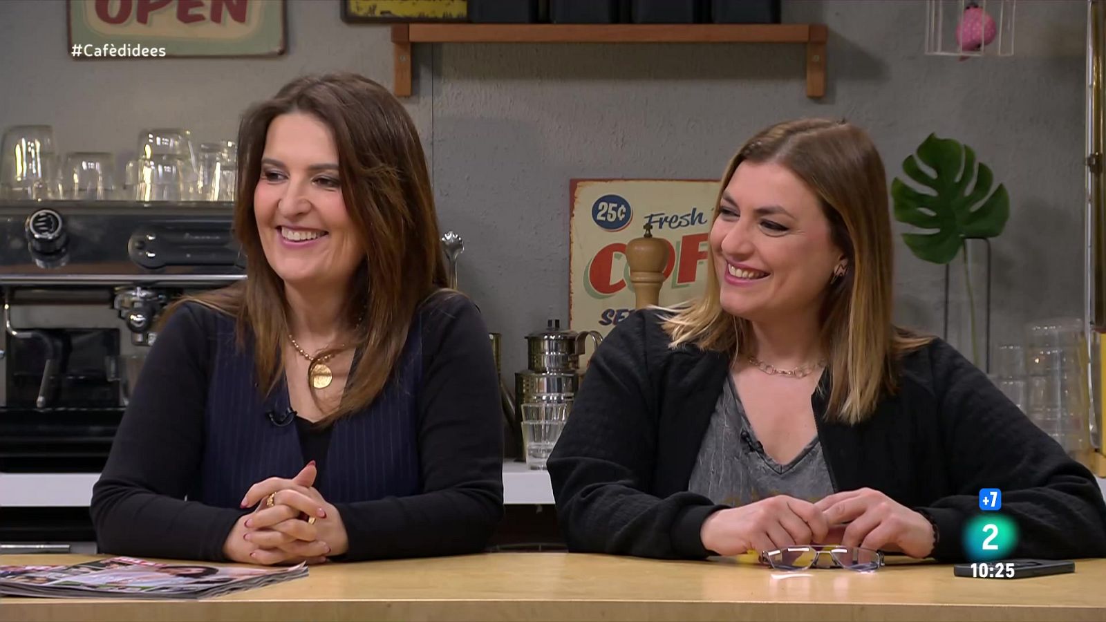 Susanna Griso, Isabel Pantoja i la relació de Laura Escanes i Miki Núñez - Cafè d'idees | Veure