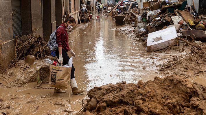 La tarde en 24h - Tres historias de mujeres y su labor ejemplar durante la dana de octubre