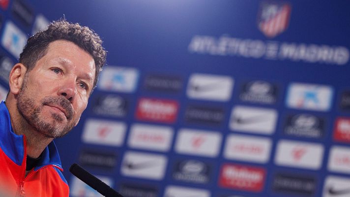 Fútbol - Simeone defiende a Galán, frena a Koke y destaca que "todo es posible siendo un equipo”