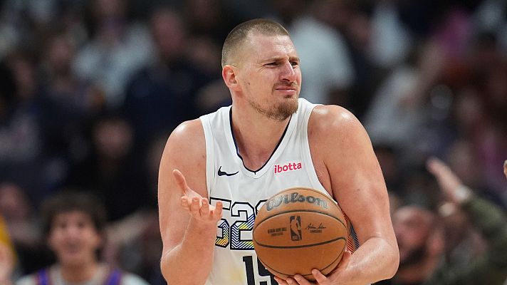 Los Deportes de La1 - Nikola Jokic hace historia en la NBA con el primer partido de 30 puntos, 20 rebotes y 20 asistencias