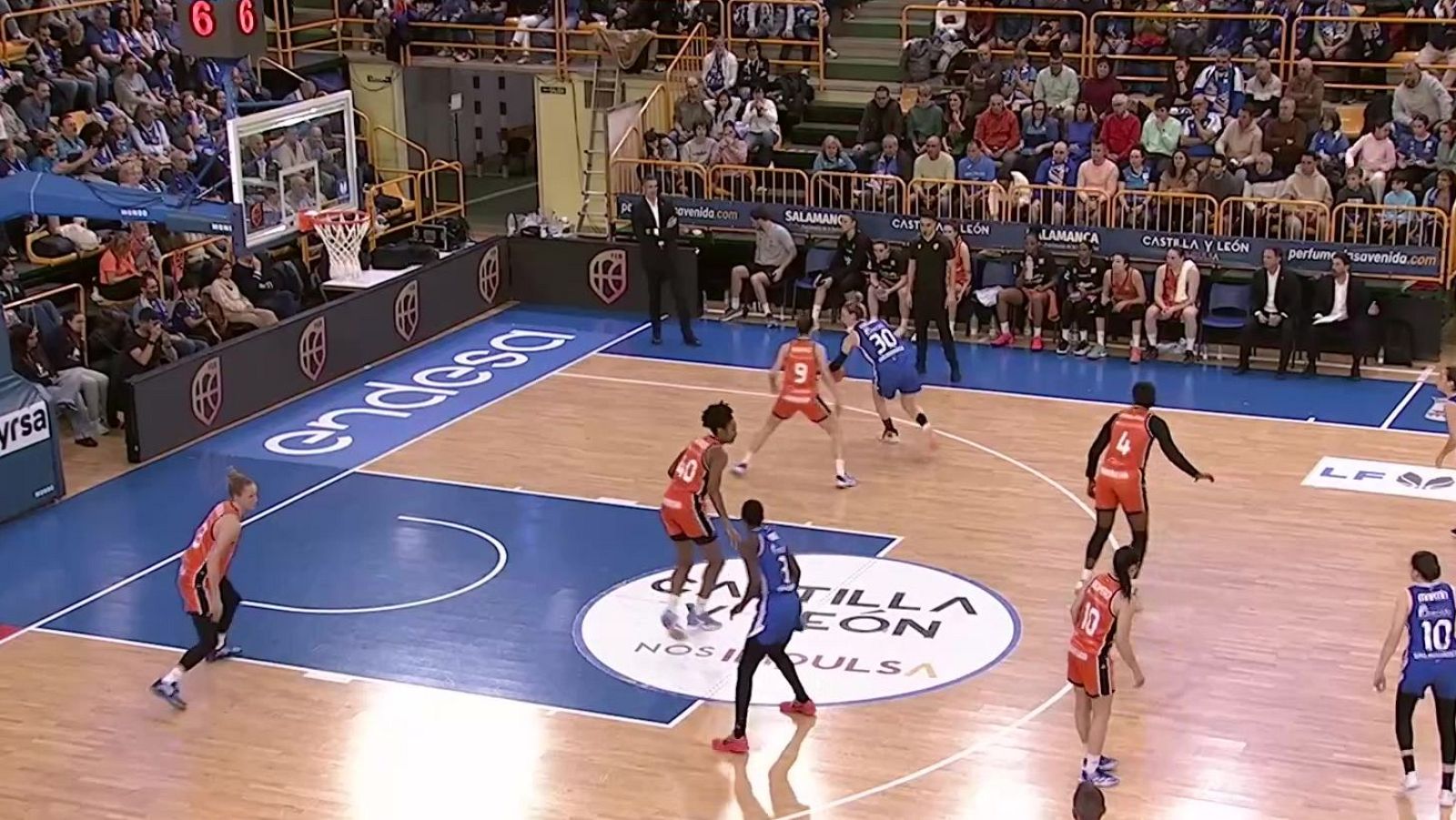 Baloncesto - Liga Femenina Endesa. 25ª Jornada: Perfumerías Avenida - Valencia Basket  - ver ahora