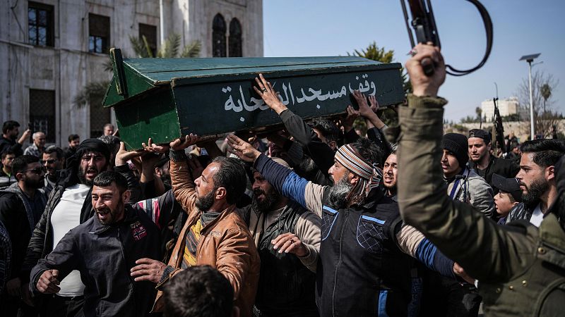 Siria sufre el peor estallido de violencia desde la caída de Al Asad con más de 1.000 muertos