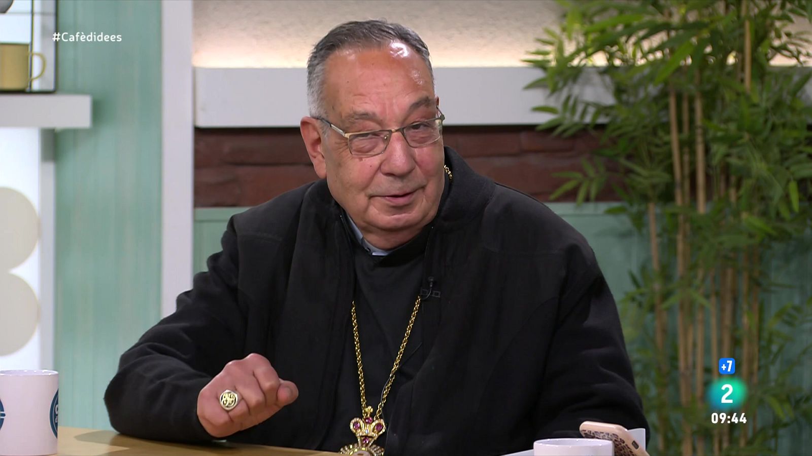 Jean-Abdo Aubach: "Hi ha un pla per expulsar els cristians d'Orient Mitjà?" - Cafè d'idees | Veure