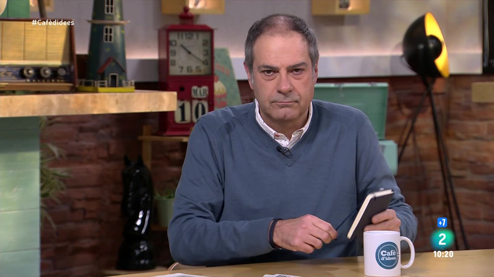 Les trucades telefòniques i el musical 'Grease', amb Toni Clapés - Cafè d'idees | Veure