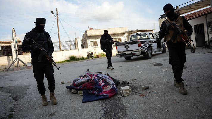 Telediario 1 - Sirio alauita en España denuncia la masacre de su pueblo: "Es una limpieza étnica"