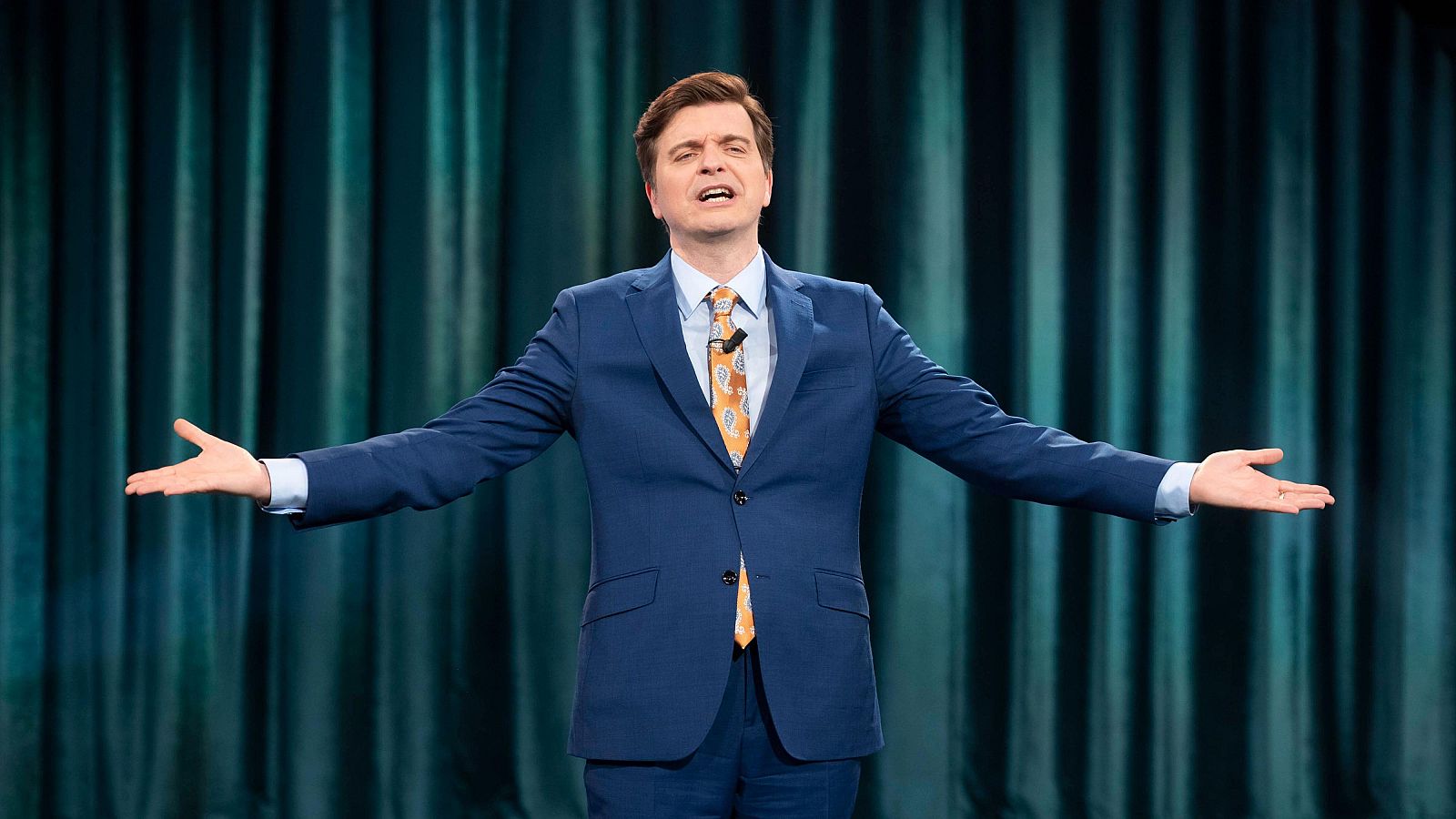 Marc Giró te explica para qué sirve el catalán - VER AHORA - Late Xou con Marc Giró | Ver