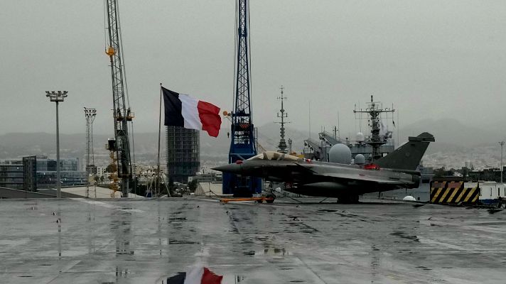 Telediario 1 - Las incógnitas de aplicar un "paraguas nuclear francés" sobre Europa frente al desafío atómico ruso