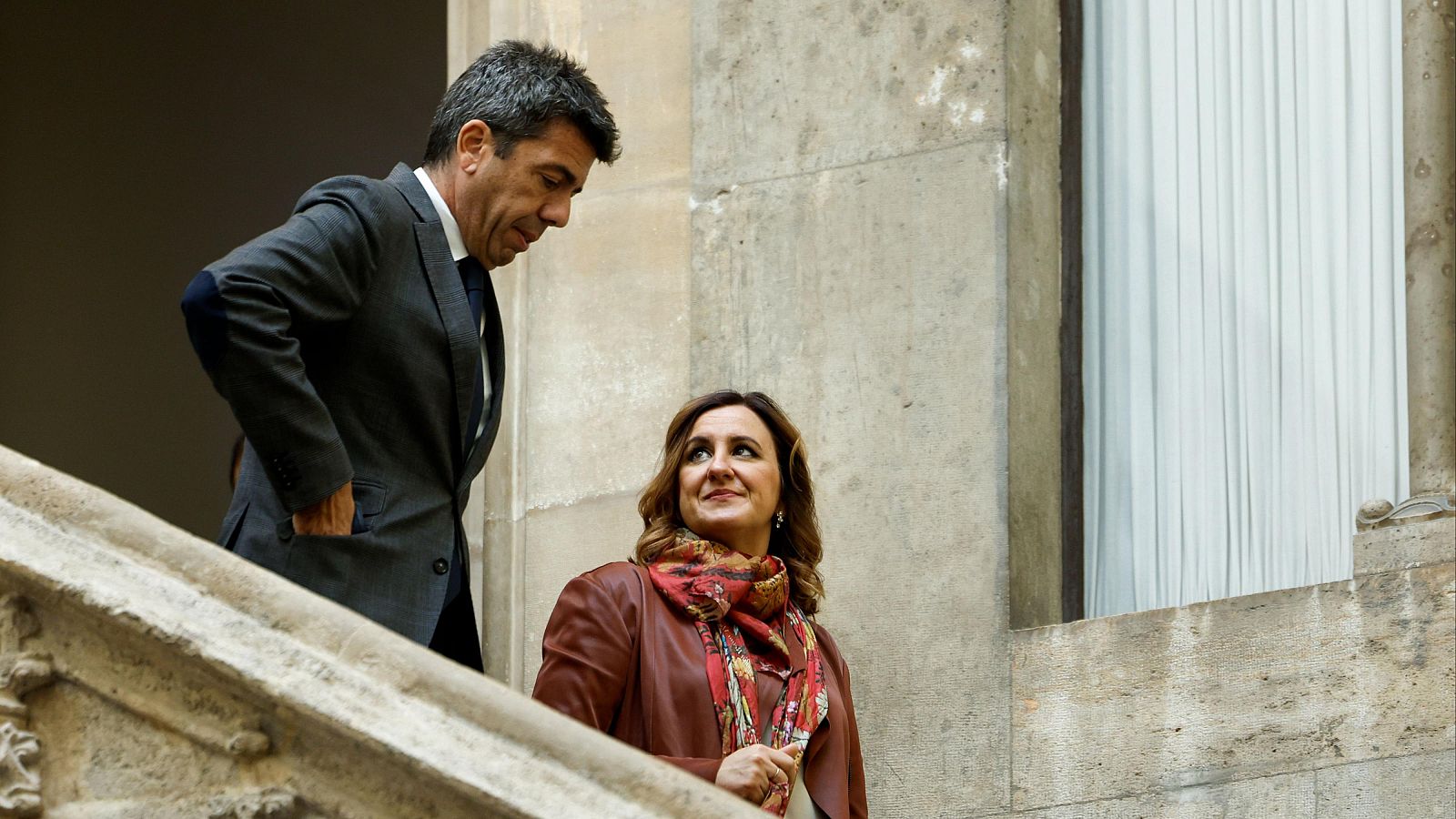 El PP mantiene su respaldo a Mazón: "Nada cambia nuestra postura" - Telediario 1 | Ver