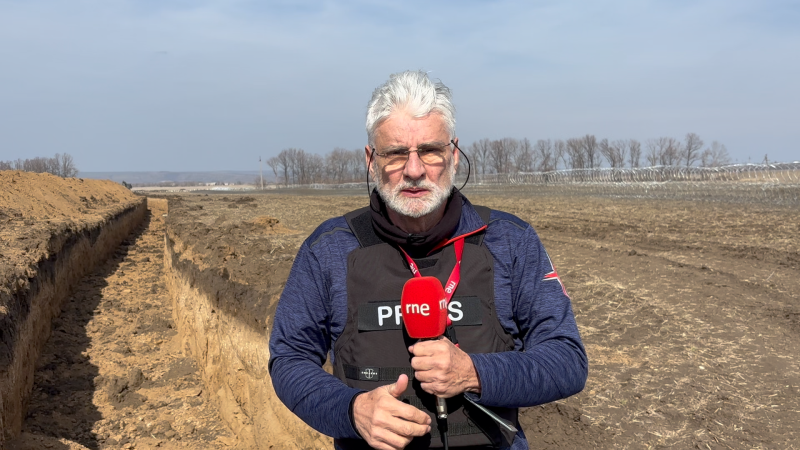 Fran Sevilla: "Los soldados ucranianos insisten en seguir resistiendo para detener el avance ruso" - Escuchar ahora