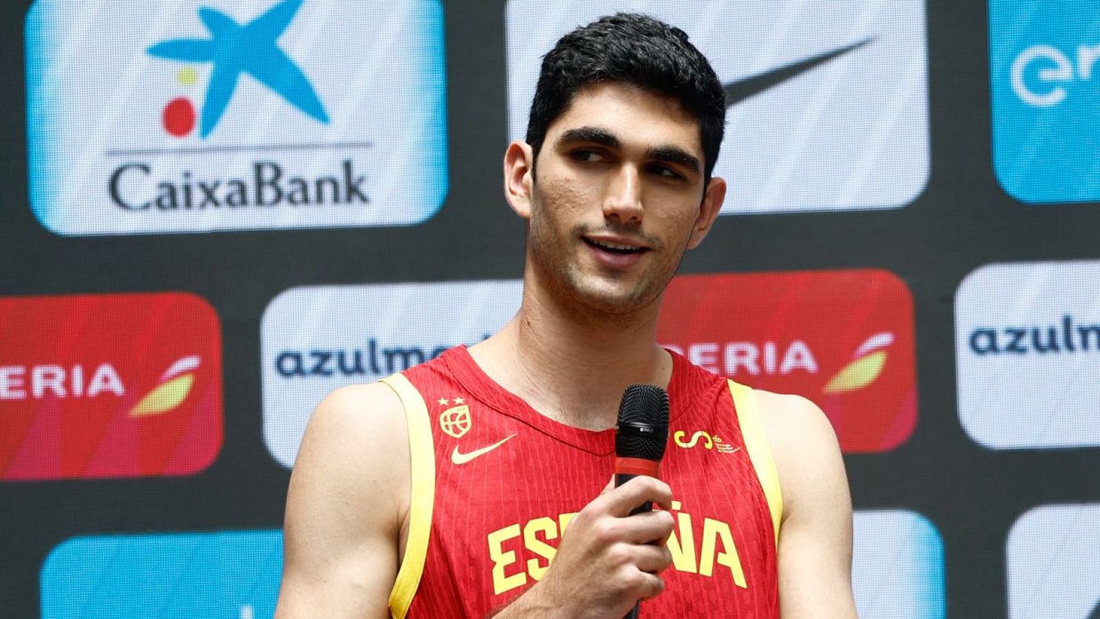 Santi Aldama: "Estoy preparado para liderar a la Selección" - Baloncesto en RTVE | Ver