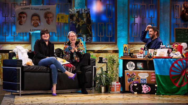 La Revuelta - Rozalén y Luisa Gavasa