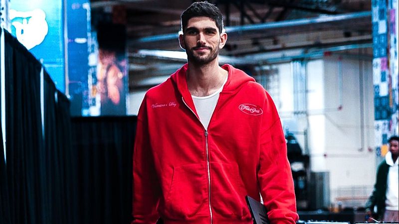 Entrevista con Santi Aldama: "Estoy preparado para asumir la responsabilidad de #LAFAMILIA"