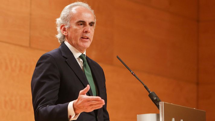 La hora de La 1 - Escudero niega que se hicieran distinciones entre mayores con y sin seguro privado en residencias: "Es rotundamente falso"