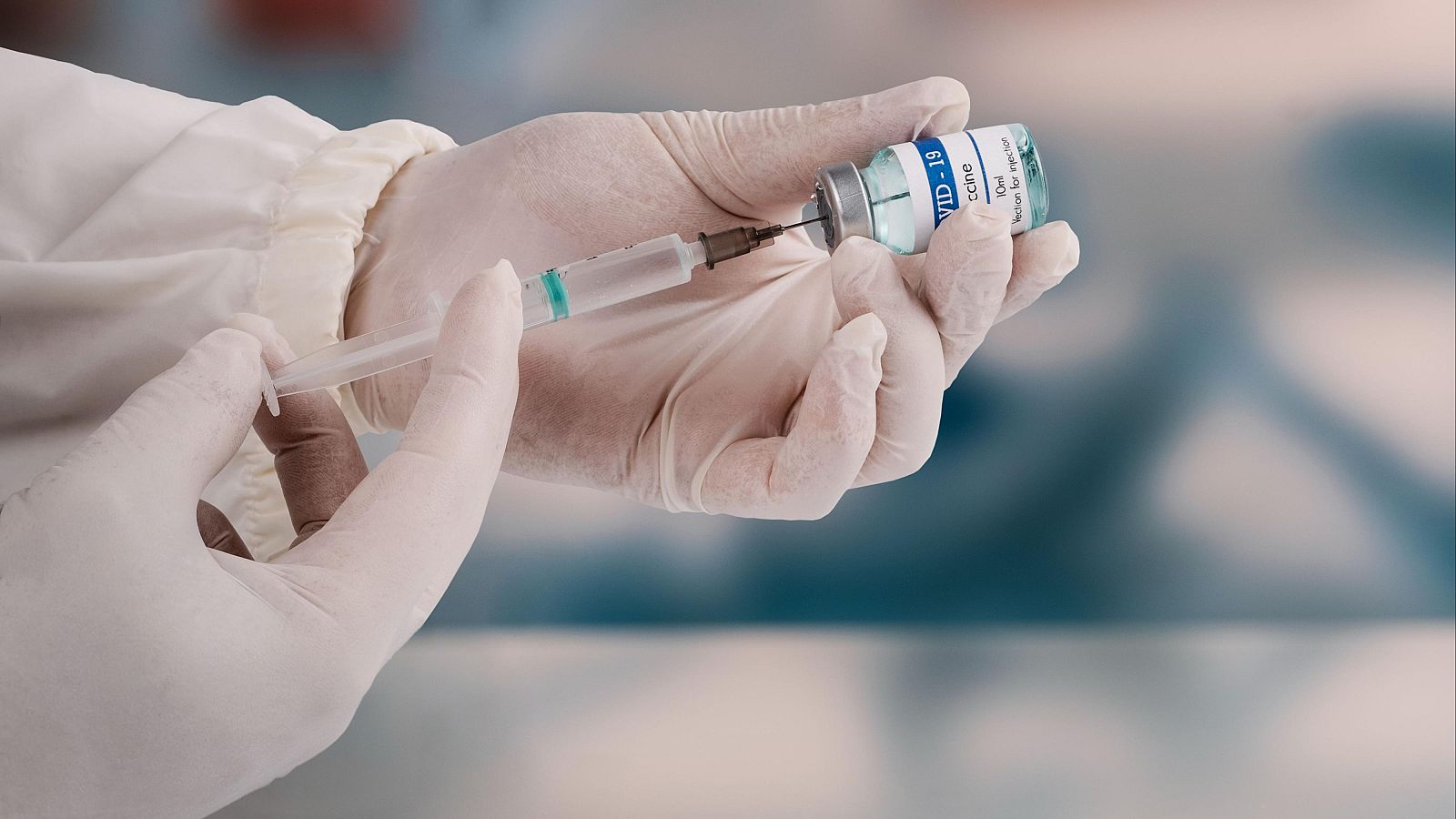 Científico del CSIC: "Las vacunas son el remedio más eficaz para salvar vidas" - Informativo 24h | Ver